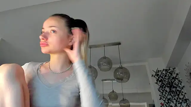 Snapshot of IreneVON chatting on 18, 1, 2025 IreneVON online show from 18, 1, 2025