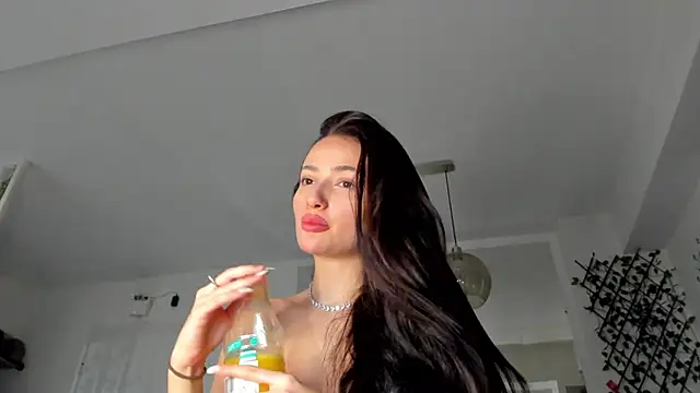 Snapshot of IreneVON chatting on 22, 1, 2025 IreneVON online show from 22, 1, 2025