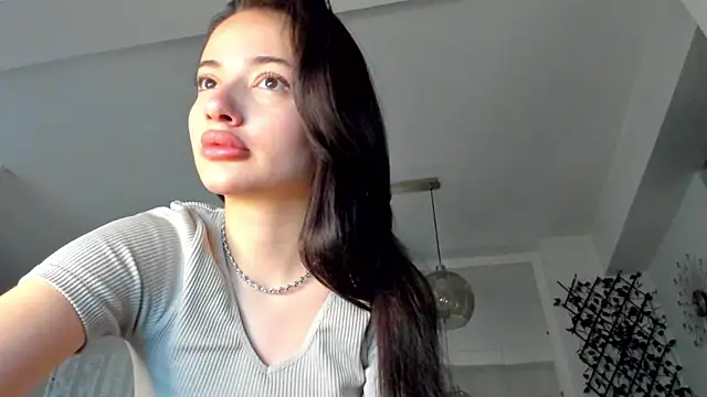 Snapshot of IreneVON chatting on 28, 1, 2025 IreneVON online show from 28, 1, 2025