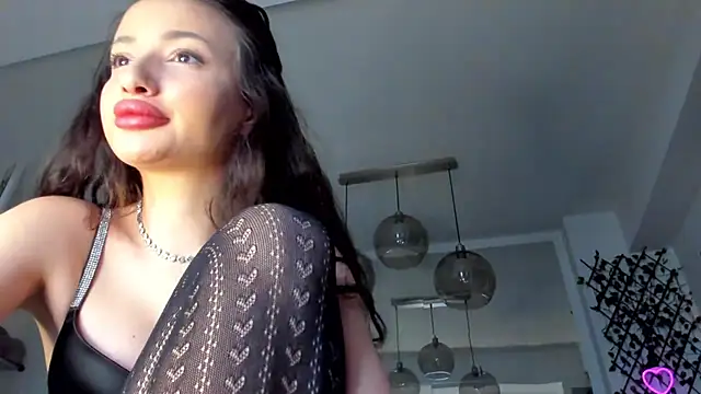 Snapshot of IreneVON chatting on 23, 2, 2025 IreneVON online show from 23, 2, 2025