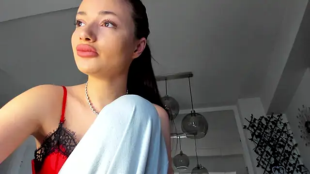 Snapshot of IreneVON chatting on 18, 3, 2025 IreneVON online show from 18, 3, 2025