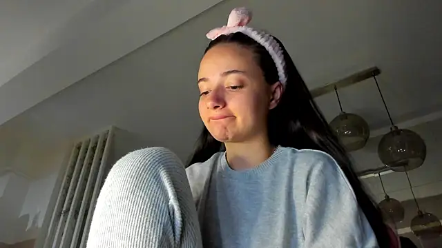 Snapshot of IreneVON chatting on 3, 10, 2025 IreneVON online show from 3, 10, 2025
