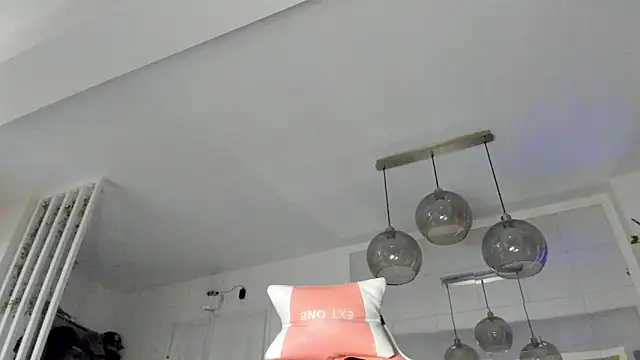 Snapshot of IreneVON chatting on 17, 10, 2025 IreneVON online show from 17, 10, 2025