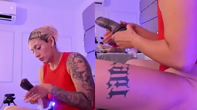 Snapshot of Emily_robertss chatting on 21, 12, 2025 Emily robertss online show from 21, 12, 2025