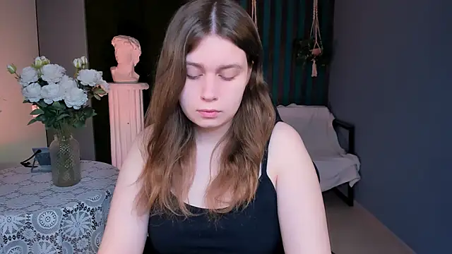 Snapshot of FioraMarmoris chatting on 4, 3, 2026 FioraMarmoris online show from 4, 3, 2026