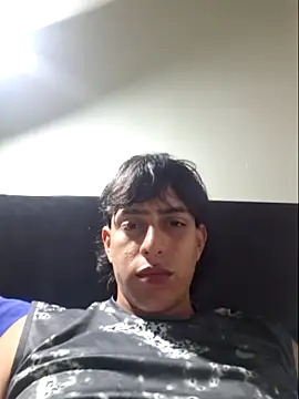 Snapshot of sexhot222 chatting on 8, 11, 2025 sexhot222 online show from 8, 11, 2025