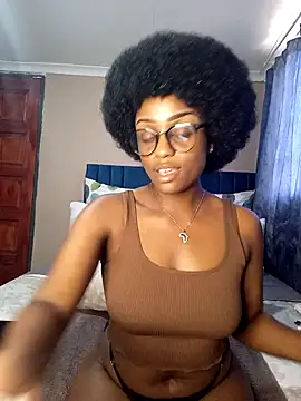 Snapshot of Queen-Chocolate chatting on 25, 1, 2025 Queen-Chocolate online show from 25, 1, 2025