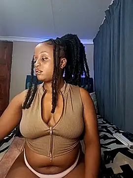 Snapshot of Queen-Chocolate chatting on 16, 12, 2025 Queen-Chocolate online show from 16, 12, 2025