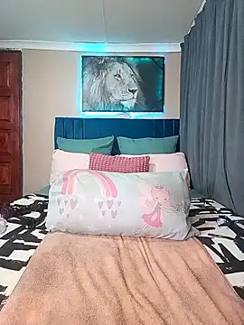 Queen-Chocolate online show from 21, 3, 2026