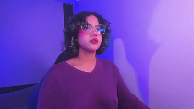 Snapshot of blue_koi chatting on 5, 12, 2024 blue koi online show from 5, 12, 2024