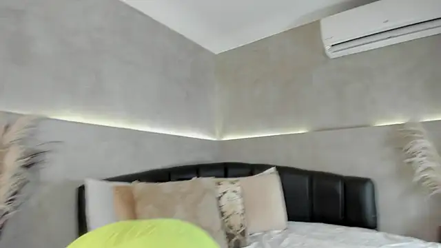 Nicol Lopez 1 online show from 27, 10, 2025