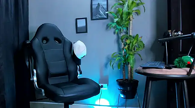 Damian 022 online show from 21, 12, 2024