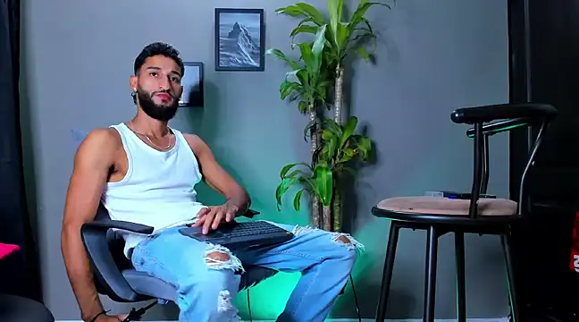 Damian 022 online show from 8, 1, 2025