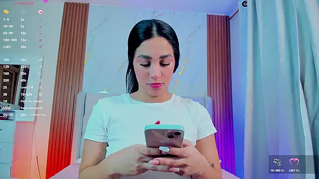 amelie leigh online show from 5, 2, 2025