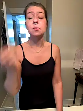 sophielove888 online show from 15, 9, 2025