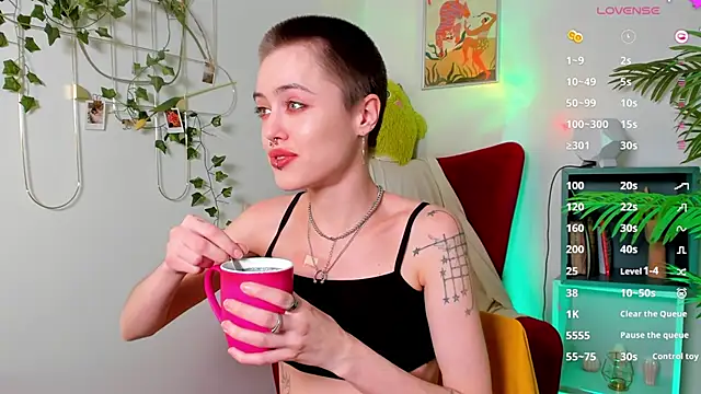 PamelaYong online show from 13, 3, 2025