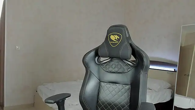 Snapshot of MasonWarholl chatting on 25, 12, 2024 MasonWarholl online show from 25, 12, 2024