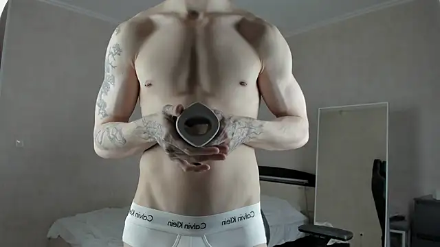 Snapshot of MasonWarholl chatting on 12, 1, 2025 MasonWarholl online show from 12, 1, 2025