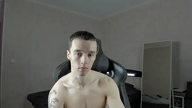 Snapshot of MasonWarholl chatting on 16, 1, 2025 MasonWarholl online show from 16, 1, 2025