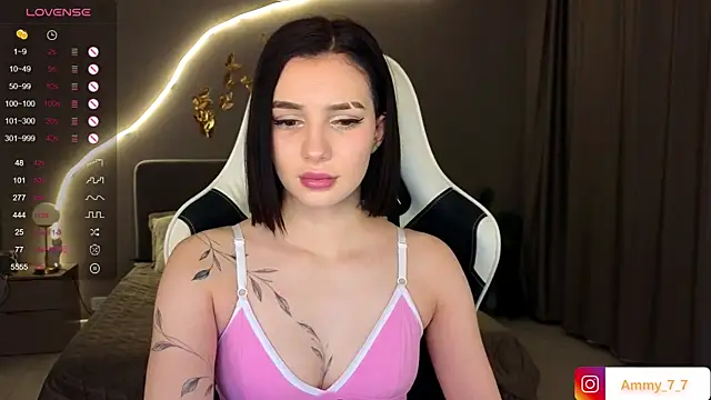 Snapshot of ammy_cummy chatting on 14, 12, 2025 ammy cummy online show from 14, 12, 2025