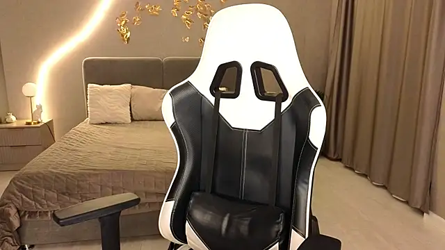 Snapshot of ammy_cummy chatting on 15, 12, 2025 ammy cummy online show from 15, 12, 2025