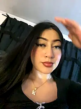 Snapshot of KittyRous chatting on 4, 12, 2024 KittyRous online show from 4, 12, 2024