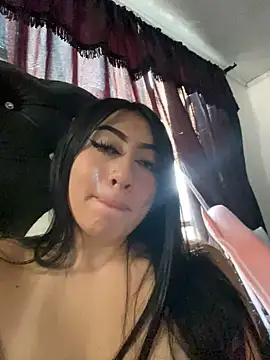 Snapshot of KittyRous chatting on 13, 12, 2024 KittyRous online show from 13, 12, 2024