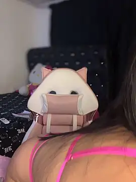 Snapshot of KittyRous chatting on 4, 2, 2026 KittyRous online show from 4, 2, 2026