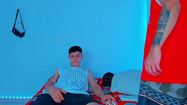 Snapshot of HOT_boy2025 chatting on 19, 12, 2024 HOT boy2025 online show from 19, 12, 2024