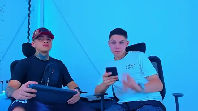 HOT boy2025 online show from 4, 11, 2025