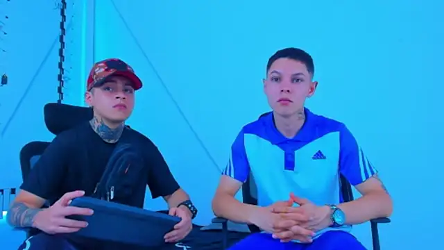 HOT boy2025 online show from 6, 11, 2025