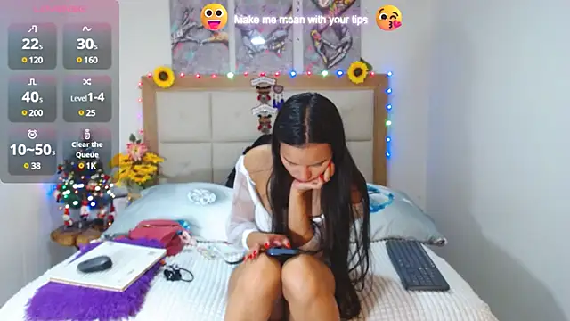 Snapshot of valentina_hearts chatting on 20, 12, 2024 valentina hearts online show from 20, 12, 2024