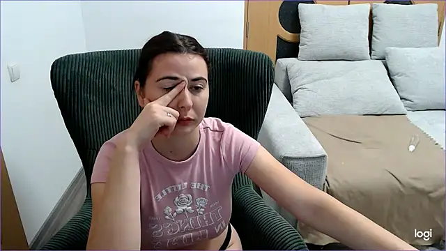 Snapshot of VioletaFlower7 chatting on 20, 10, 2025 VioletaFlower7 online show from 20, 10, 2025