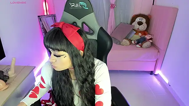 zoesullivan online show from 14, 2, 2025