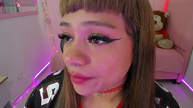 zoesullivan online show from 17, 9, 2025