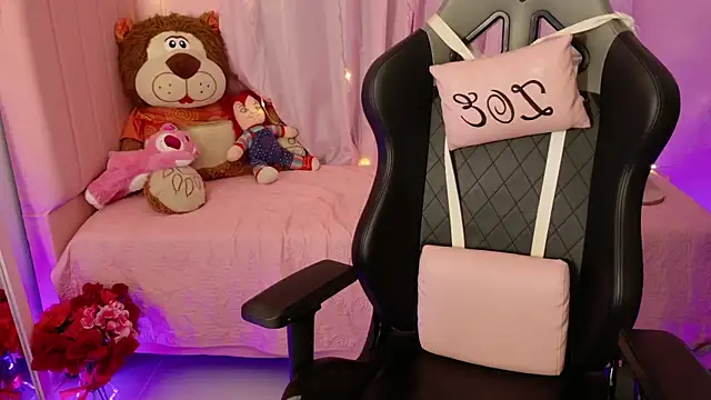 Snapshot of zoesullivan chatting on 9, 3, 2026 zoesullivan online show from 9, 3, 2026