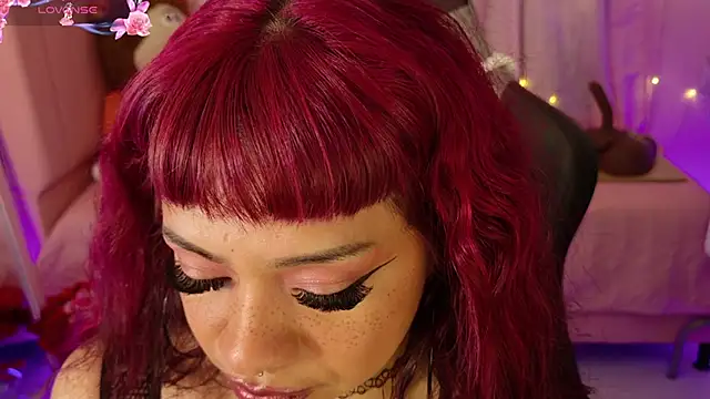 Snapshot of zoesullivan chatting on 29, 3, 2026 zoesullivan online show from 29, 3, 2026