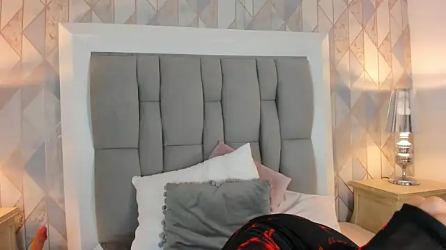 Snapshot of Ginger_Violetta_ chatting on 4, 12, 2024 Ginger Violetta online show from 4, 12, 2024