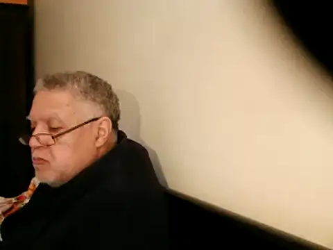 100Tauros online show from 8, 3, 2025