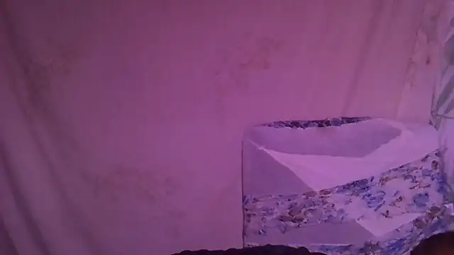 Snapshot of Hot_Caro chatting on 17, 5, 2026 Hot Caro online show from 17, 5, 2026