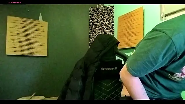 Snapshot of savage_daddyy chatting on 5, 2, 2026 savage daddyy online show from 5, 2, 2026