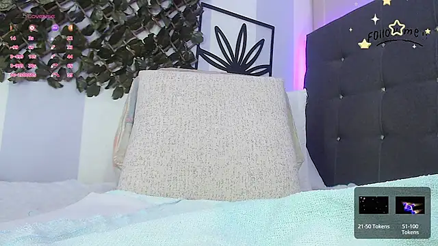 Snapshot of meily_soon chatting on 5, 1, 2025 meily soon online show from 5, 1, 2025