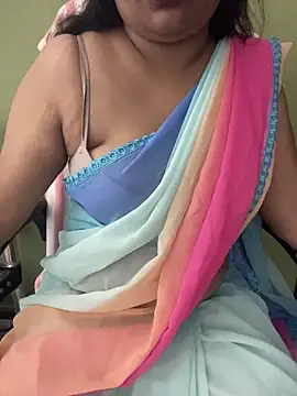 Snapshot of Hottest_Tamil chatting on 28, 4, 2026 Hottest Tamil online show from 28, 4, 2026