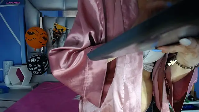 sophia ny online show from 31, 10, 2025