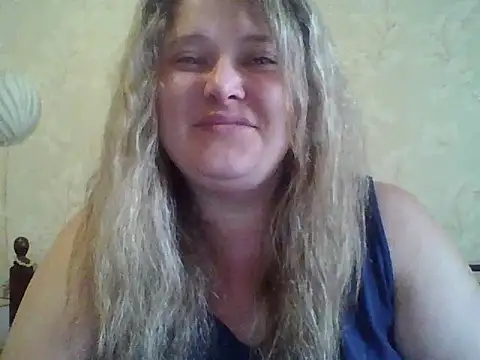 Snapshot of ParisMimi chatting on 29, 4, 2026 ParisMimi online show from 29, 4, 2026