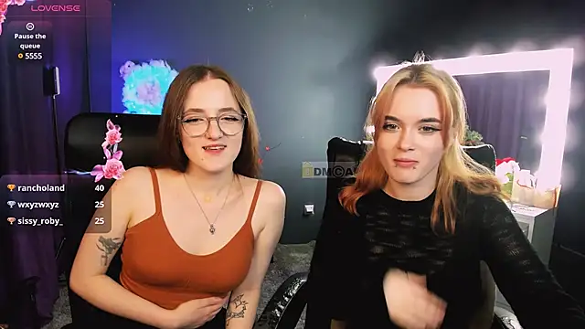 liana kisses online show from 23, 1, 2025