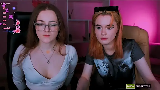 liana kisses online show from 28, 1, 2025