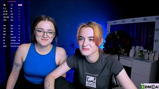 liana kisses online show from 30, 1, 2025