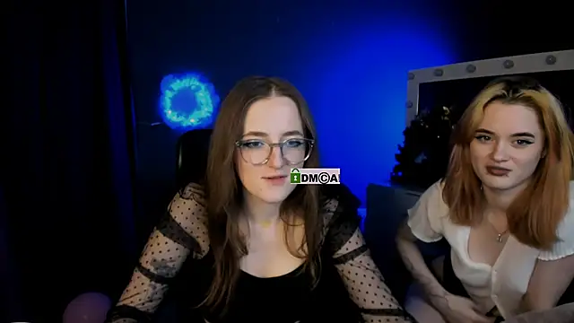 liana kisses online show from 8, 2, 2025