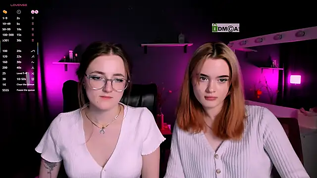 liana kisses online show from 12, 3, 2025